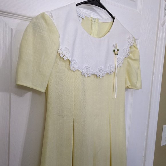 Bonnie Jean Vintage Soft Yellow Bib Lace Trim Collar Maxi Girl's Dress - size 14 - Picture 4 of 9
